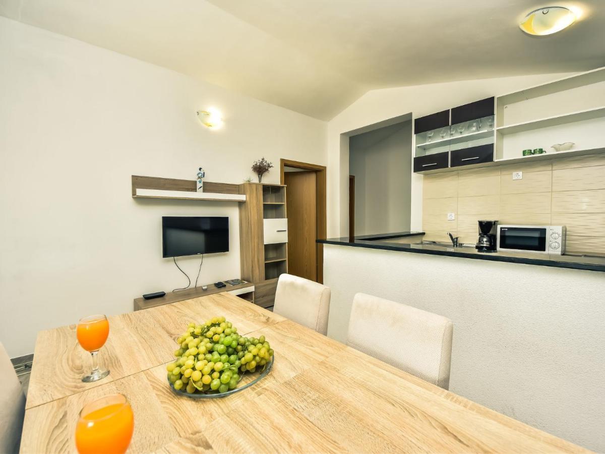 Holiday Home Marijana By Interhome Maslenica Exterior foto